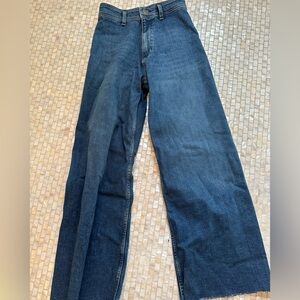Zara size 4 marine jeans medium blue wash